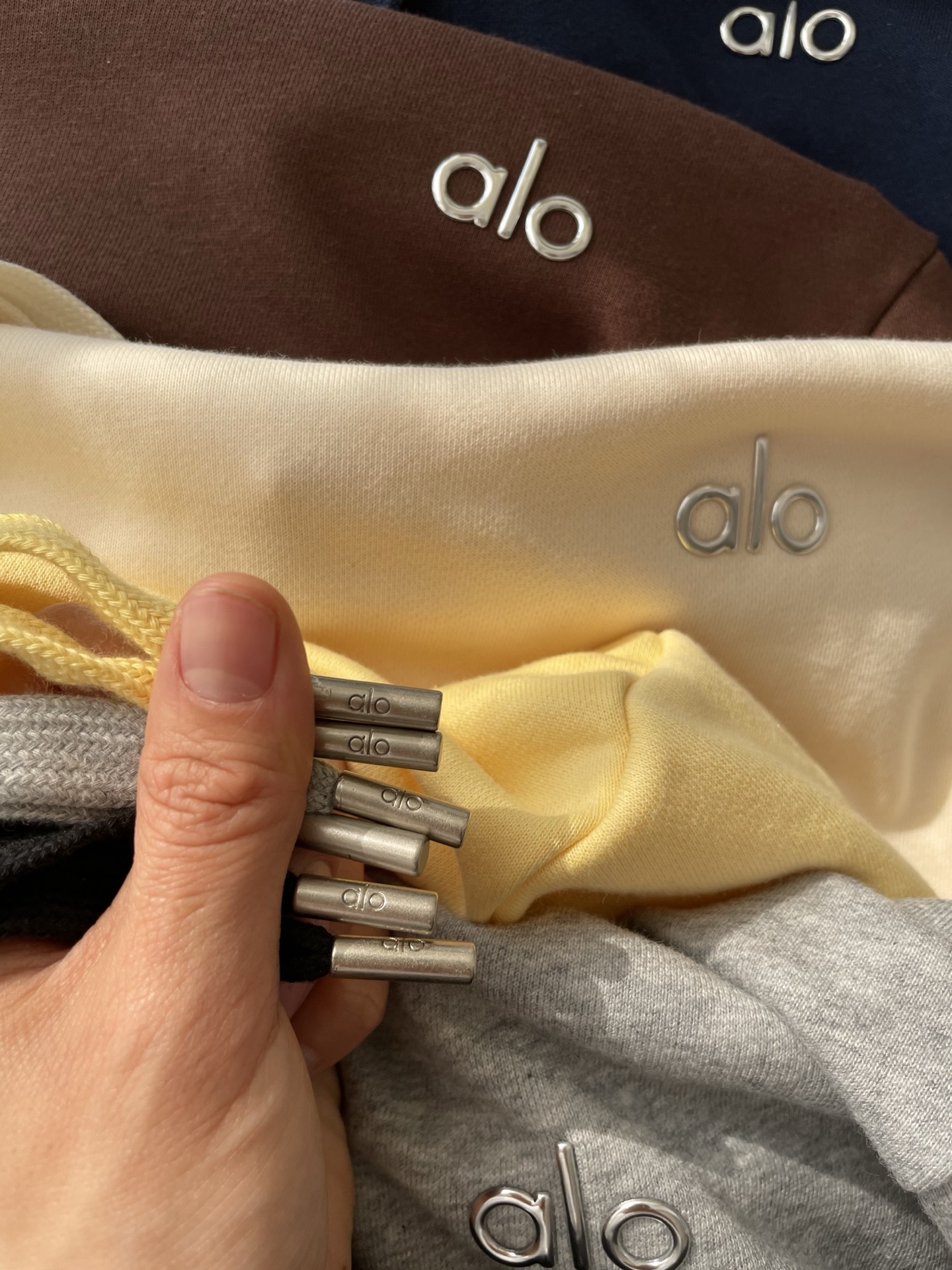 Alo Jacket Detailed drawing yoga