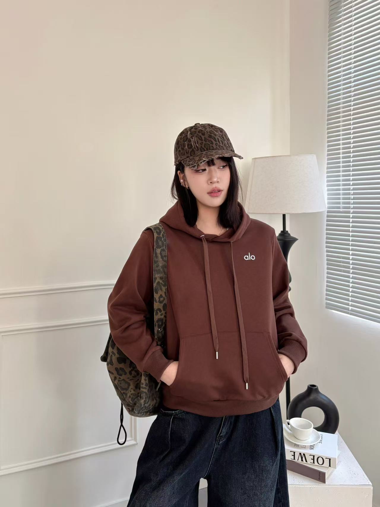 Alo Accolade jacket lounge black yoga