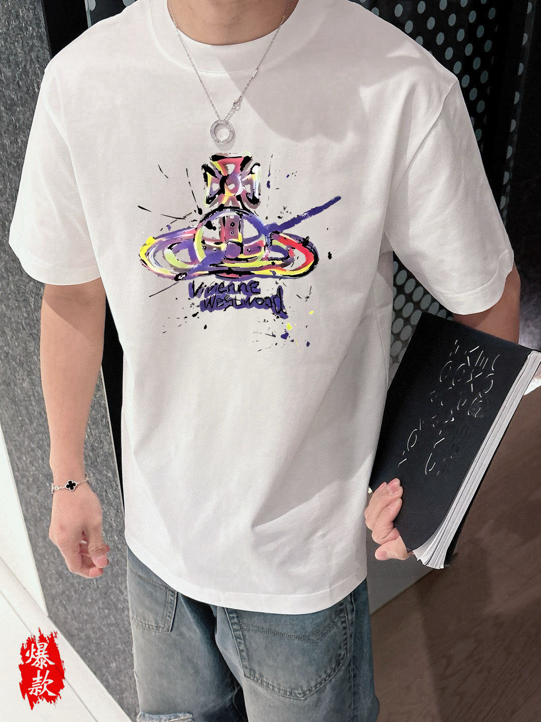  西太后。2025春夏新品时尚圆领短袖👍高级定制百搭款式！更有实用感 任何人都可以轻松驾驭 🔥采用95%