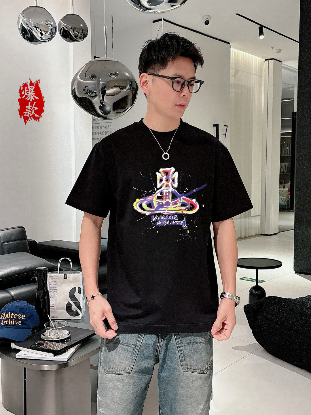  西太后。2025春夏新品时尚圆领短袖👍高级定制百搭款式！更有实用感 任何人都可以轻松驾驭 🔥采用95%