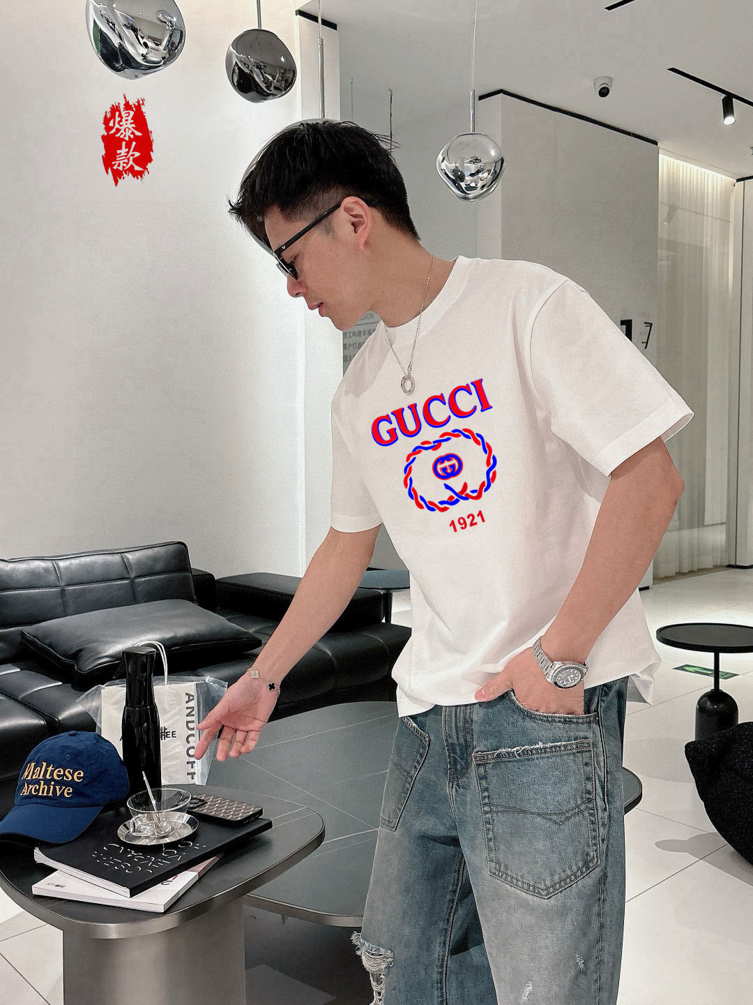  古奇。2025春夏新品时尚圆领短袖👍高级定制百搭款式！更有实用感 任何人都可以轻松驾驭 🔥采用95%棉