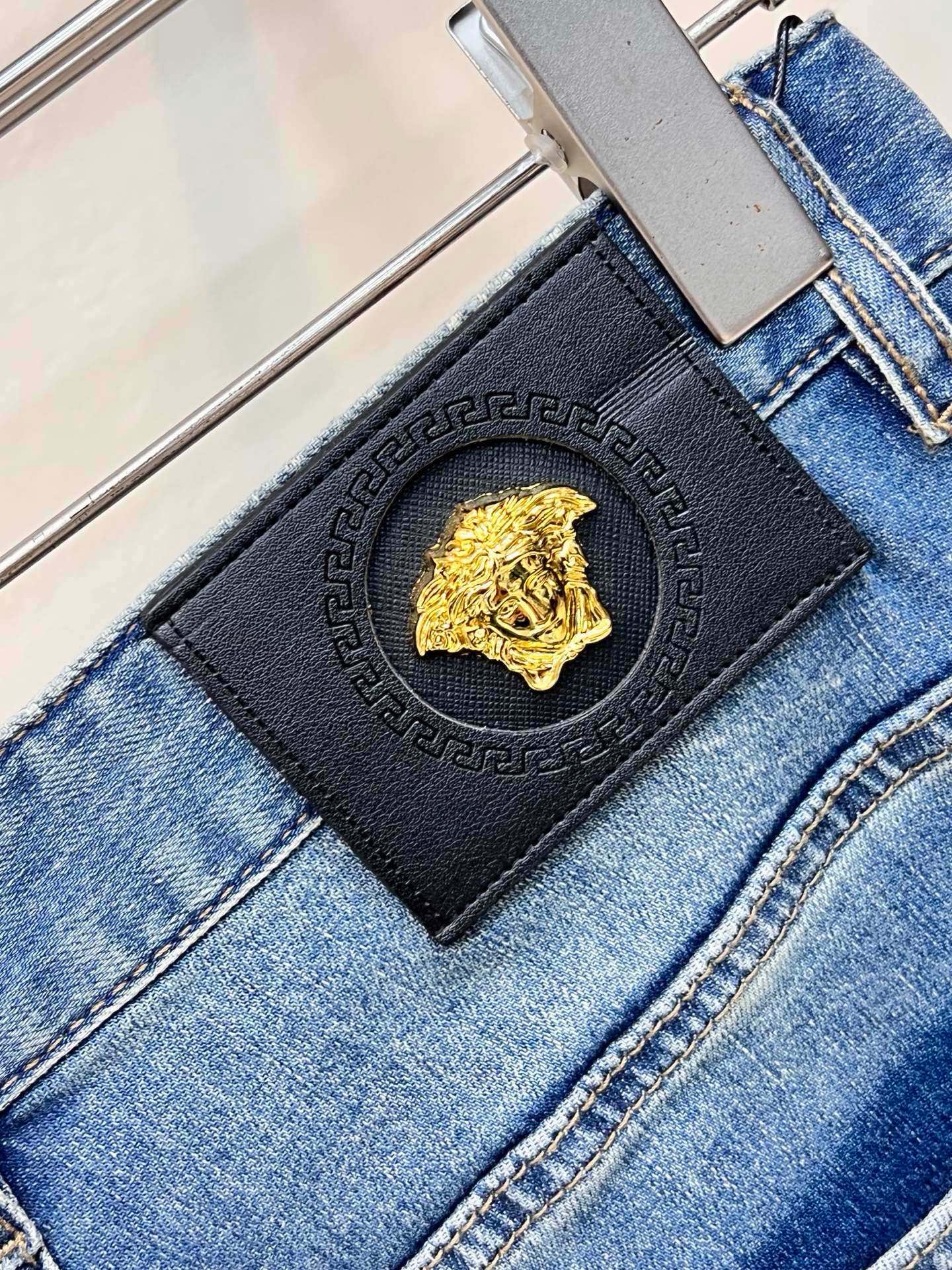 范思哲 Versace 高定典藏高级成衣风衣外套及大衣服装 #6CD6F73A 7