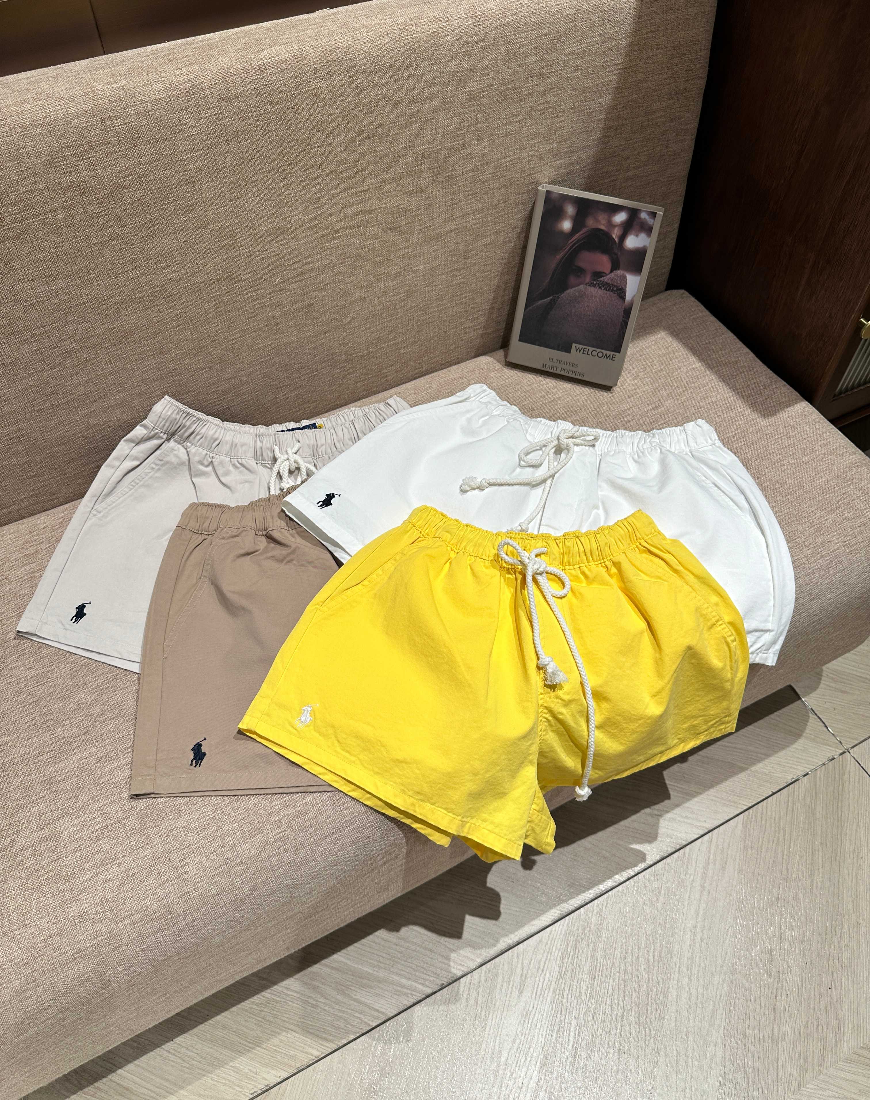 P460 25S. Big Bang Raulen shorts. It’s recommended in the list
