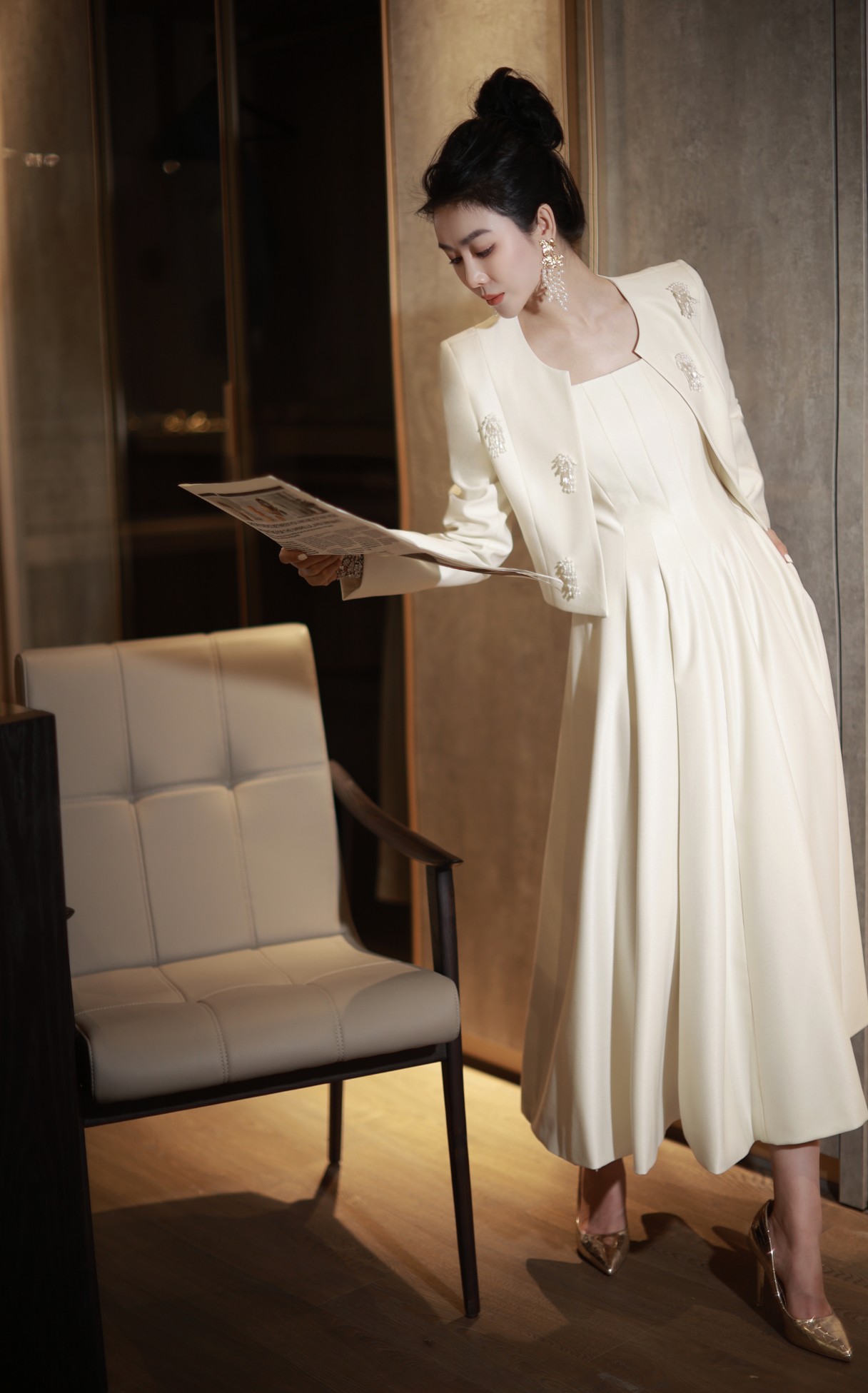 Spring Fashion: High-Quality Women’s Clothes Packaged for Family, Including Coats, Thongs, and More - 图片 8
