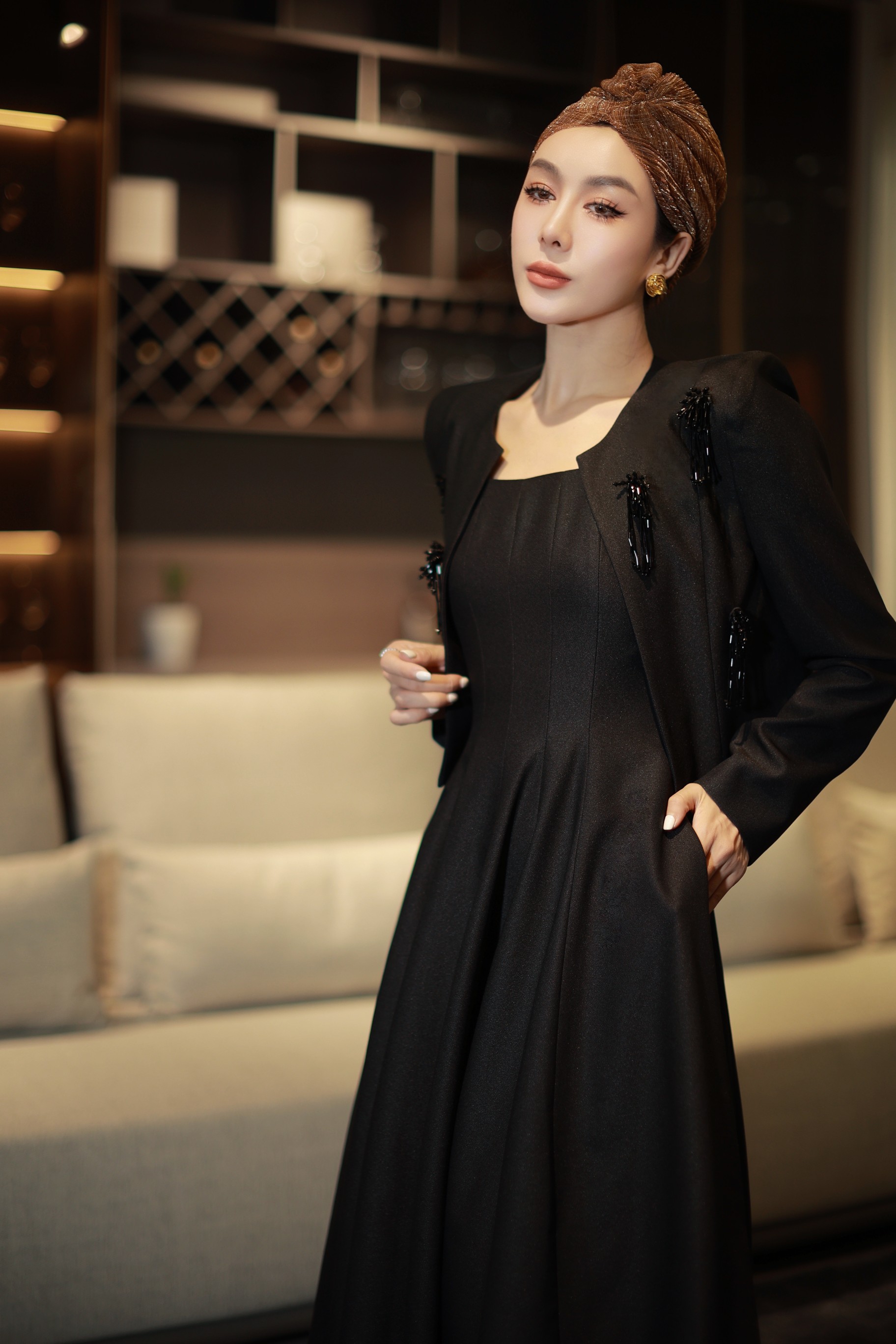 High-Quality Women’s Dress with Twilight V’s, Heavy Bead Coat, Tiara – Stylish in S-M-L-XL - 图片 8