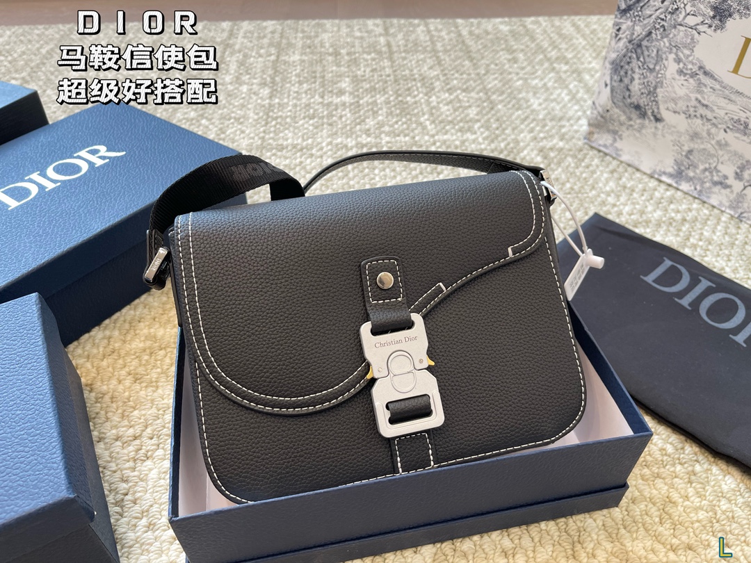 Year 2018 Hermes Birkin 30 Magnolia Pink Taurillon Clemence Palladium HW Bag