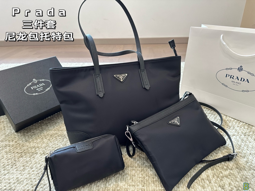 Prada Tote Bags Replcia Cheap
 Nylon