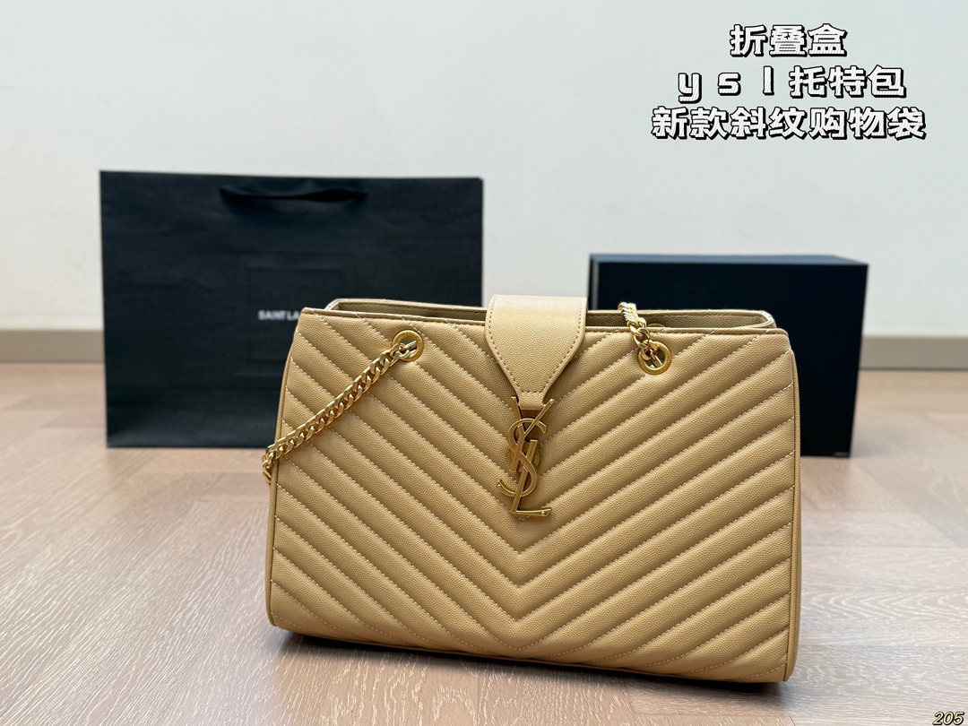 Yves Saint Laurent Tote