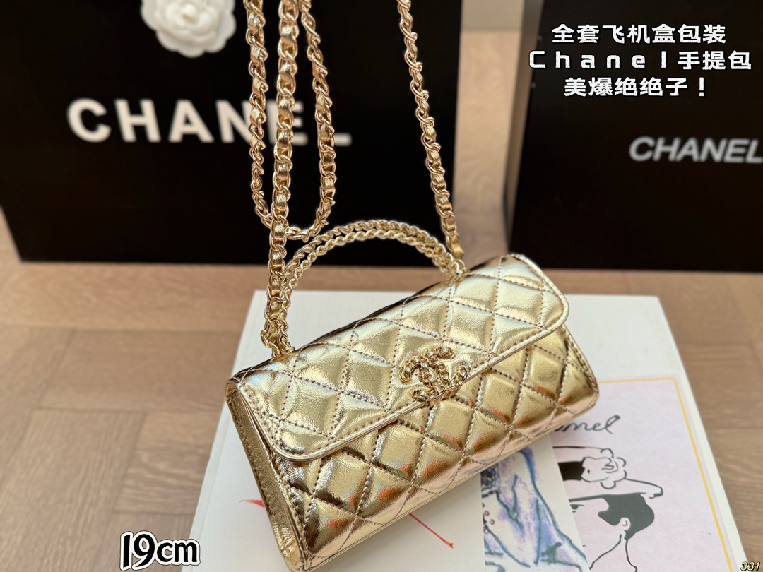 💰150包邮 全套飞机盒包装
香奈儿Chanel手提包
美爆绝绝子！
精致小巧 时尚百搭 
尺寸19 10/15 11