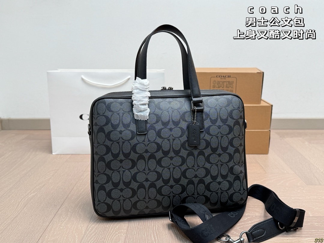 Maletín de hombre Coach, con estilo y moderno, capacidad súper amplia, se adapta fácilmente a cualquier estilo. Tamaño …