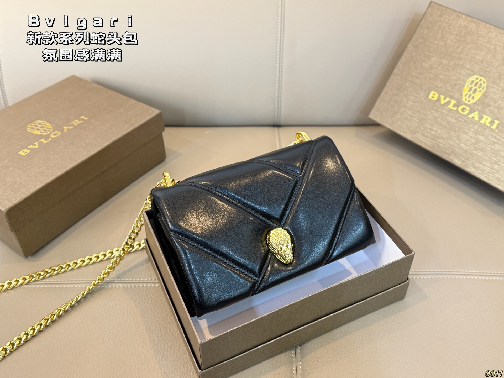 ¥210 With Box | Bvlgari Snake Head Bag | ️Top-quality Order | Worthy Of Cheating Existence | The Bag Is Light And Versatile | Gives A Full Sense Of High-end | Size 21 13