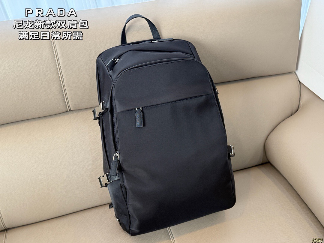 3️⃣color ¥338 | Prada's New Backpack | Meets Daily Needs, Frees Hands | Versatile Style, Very Versatile | Imported Nylon Fabric, Low-key And Simple | Bag Body Is Not Easy To Deform, Light Weight️ | Size 28 45