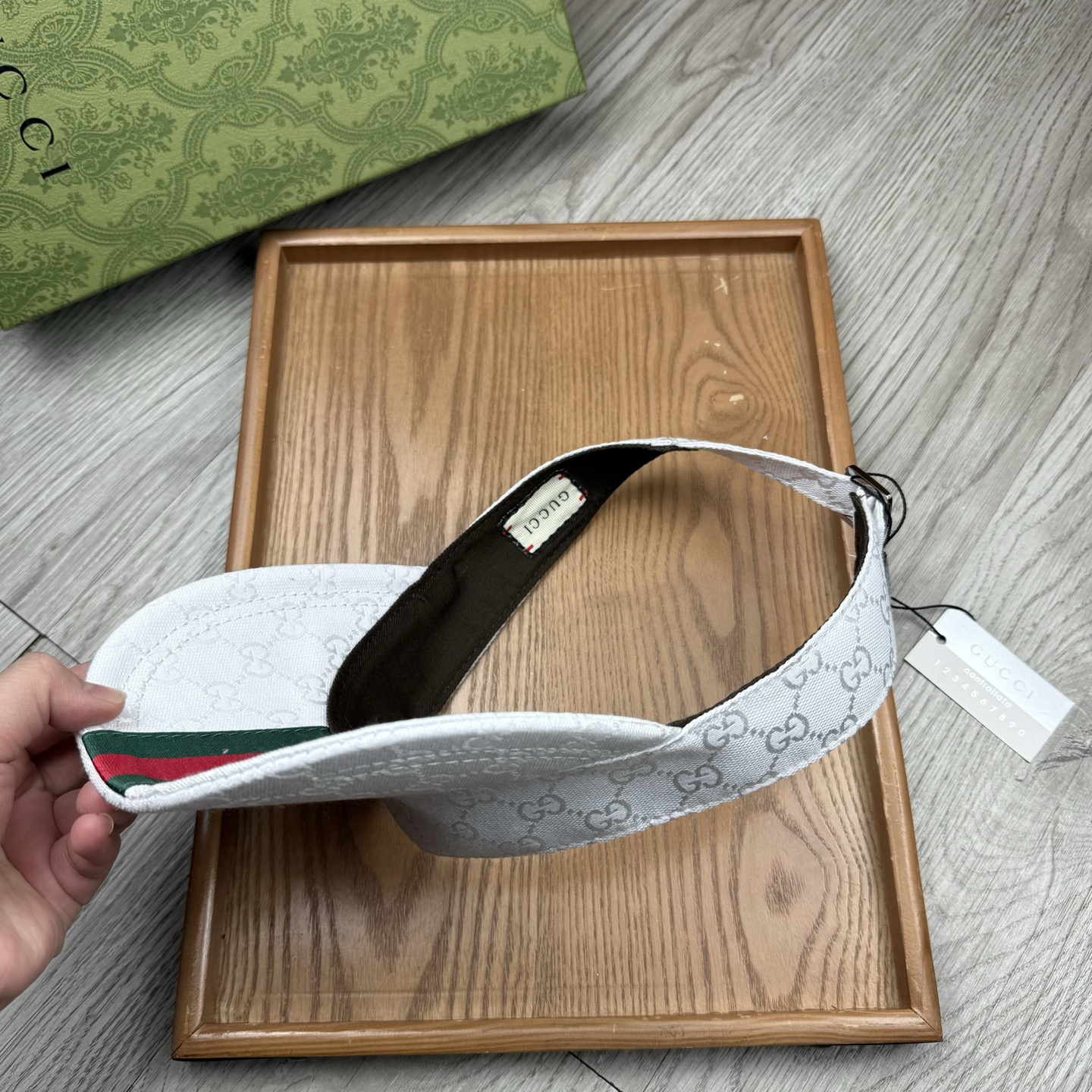 🌹。G家。经典款超A空顶帽【超A品质】最新款！时尚潮流，高端做工！每一个帽子都是用心之作！牛津材质！头层