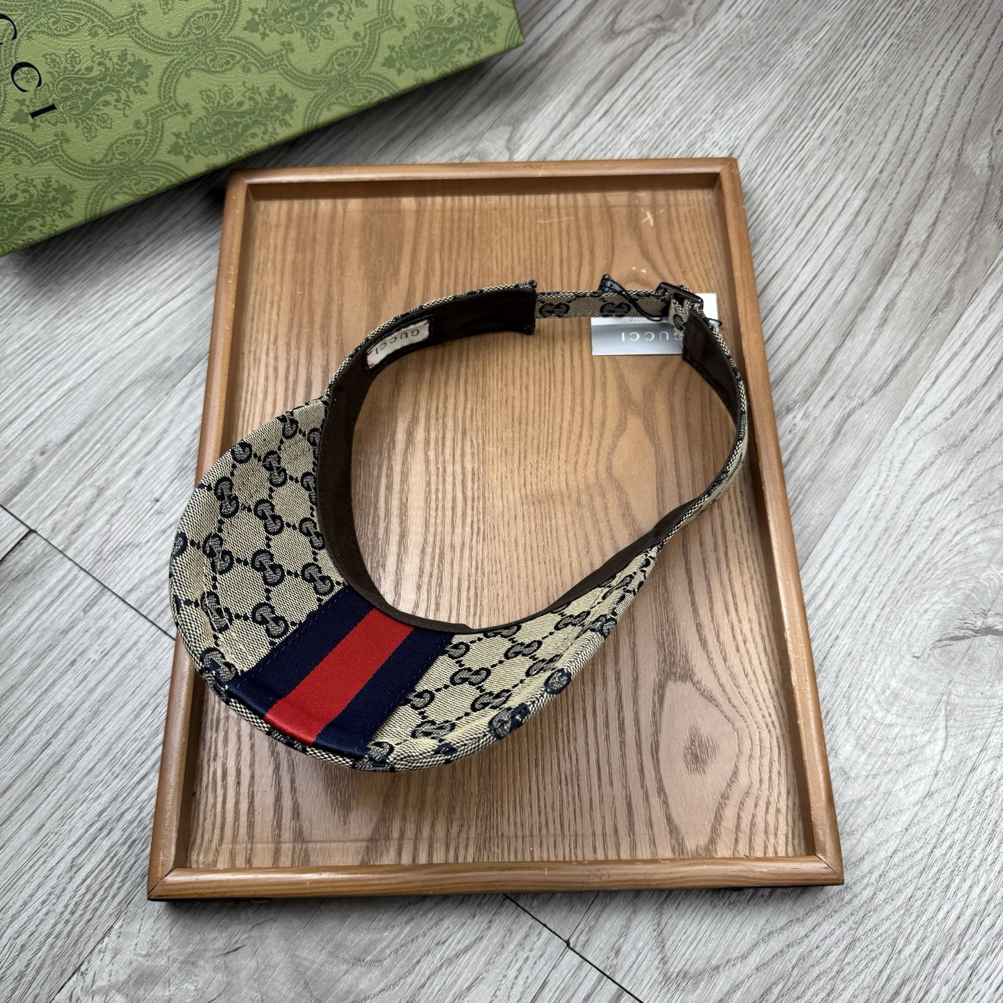 🌹。G家。经典款超A空顶帽【超A品质】最新款！时尚潮流，高端做工！每一个帽子都是用心之作！牛津材质！头层