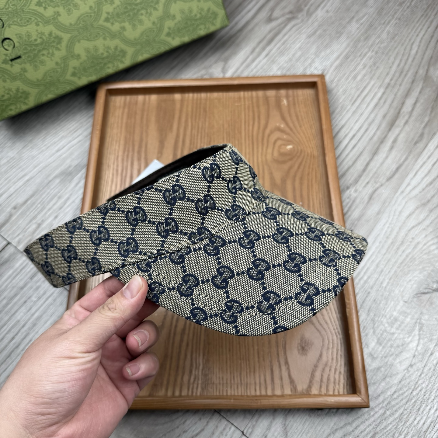 🌹。G家。经典款超A空顶帽【超A品质】最新款！时尚潮流，高端做工！每一个帽子都是用心之作！牛津材质！头层