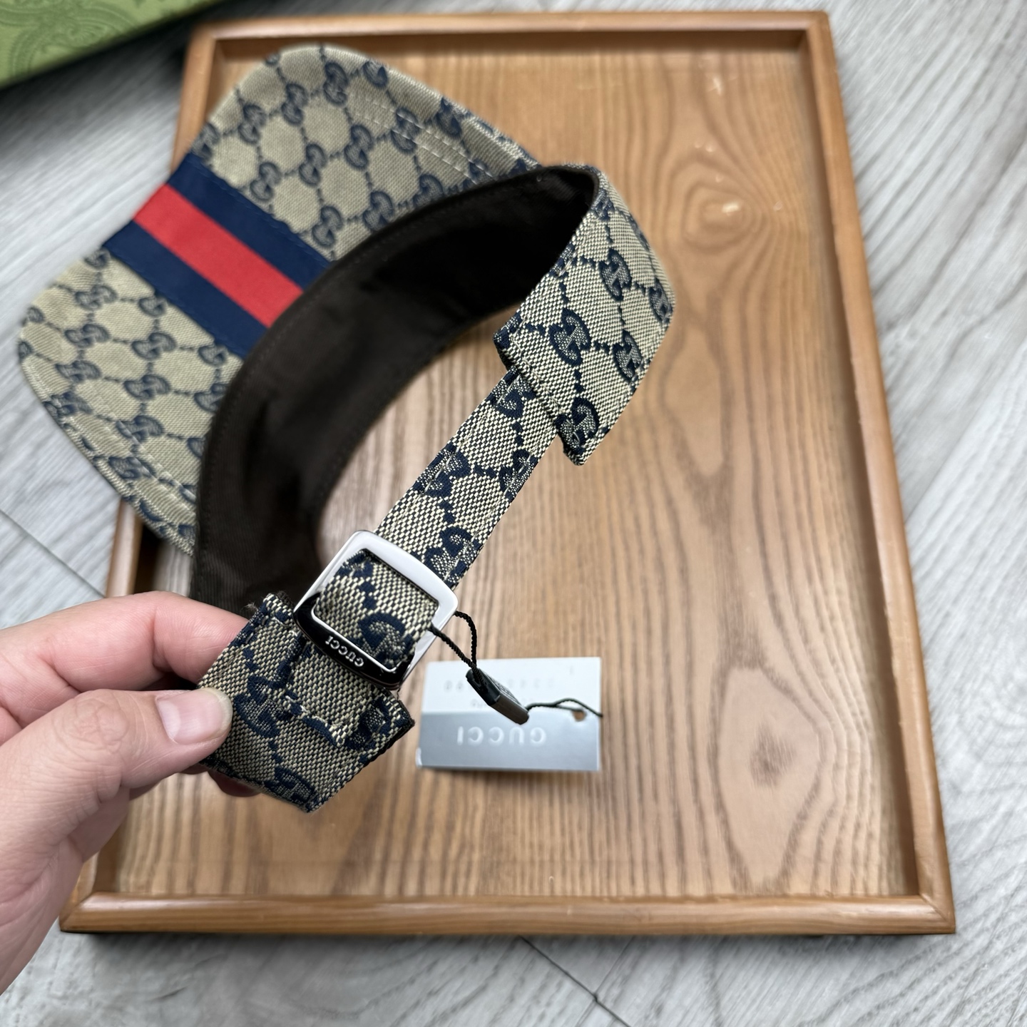 🌹。G家。经典款超A空顶帽【超A品质】最新款！时尚潮流，高端做工！每一个帽子都是用心之作！牛津材质！头层