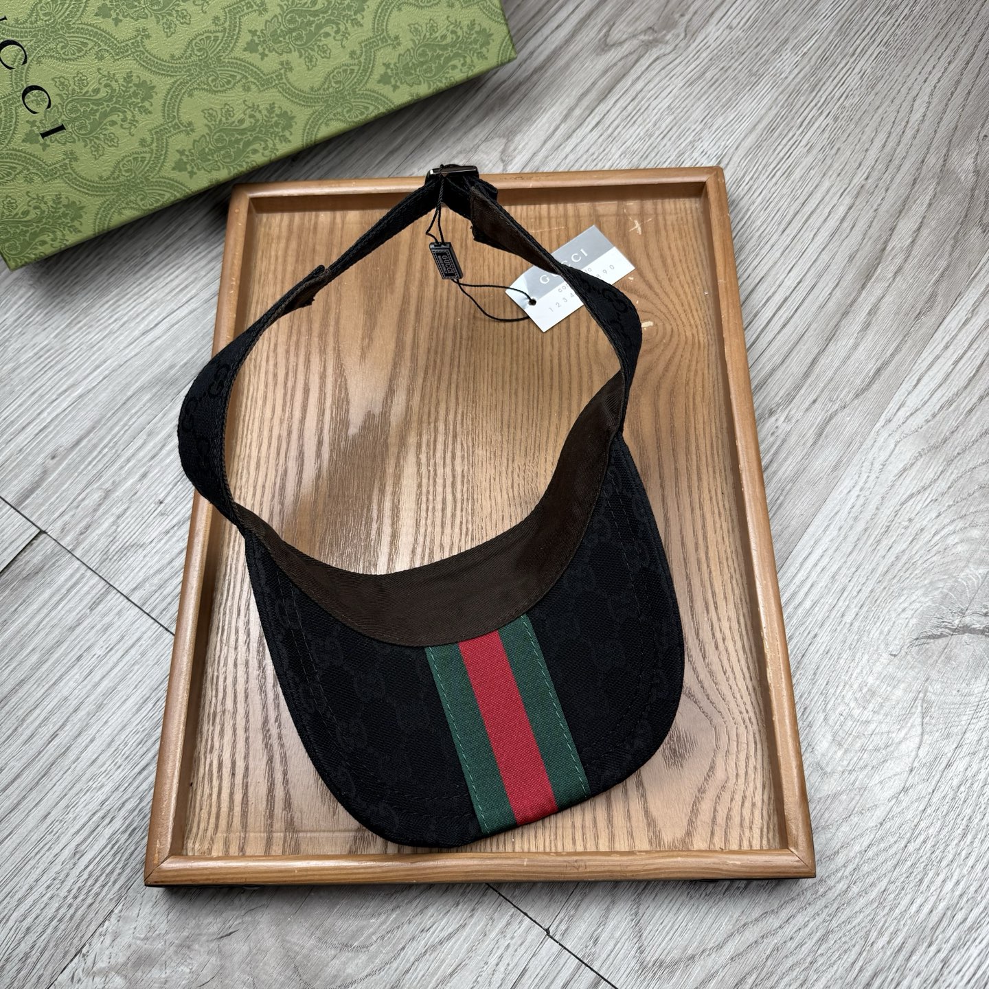 🌹。G家。经典款超A空顶帽【超A品质】最新款！时尚潮流，高端做工！每一个帽子都是用心之作！牛津材质！头层