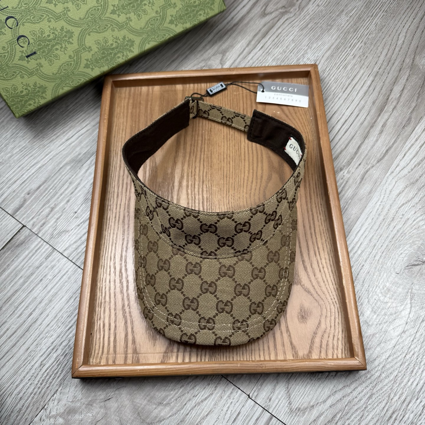 🌹。G家。经典款超A空顶帽【超A品质】最新款！时尚潮流，高端做工！每一个帽子都是用心之作！牛津材质！头层