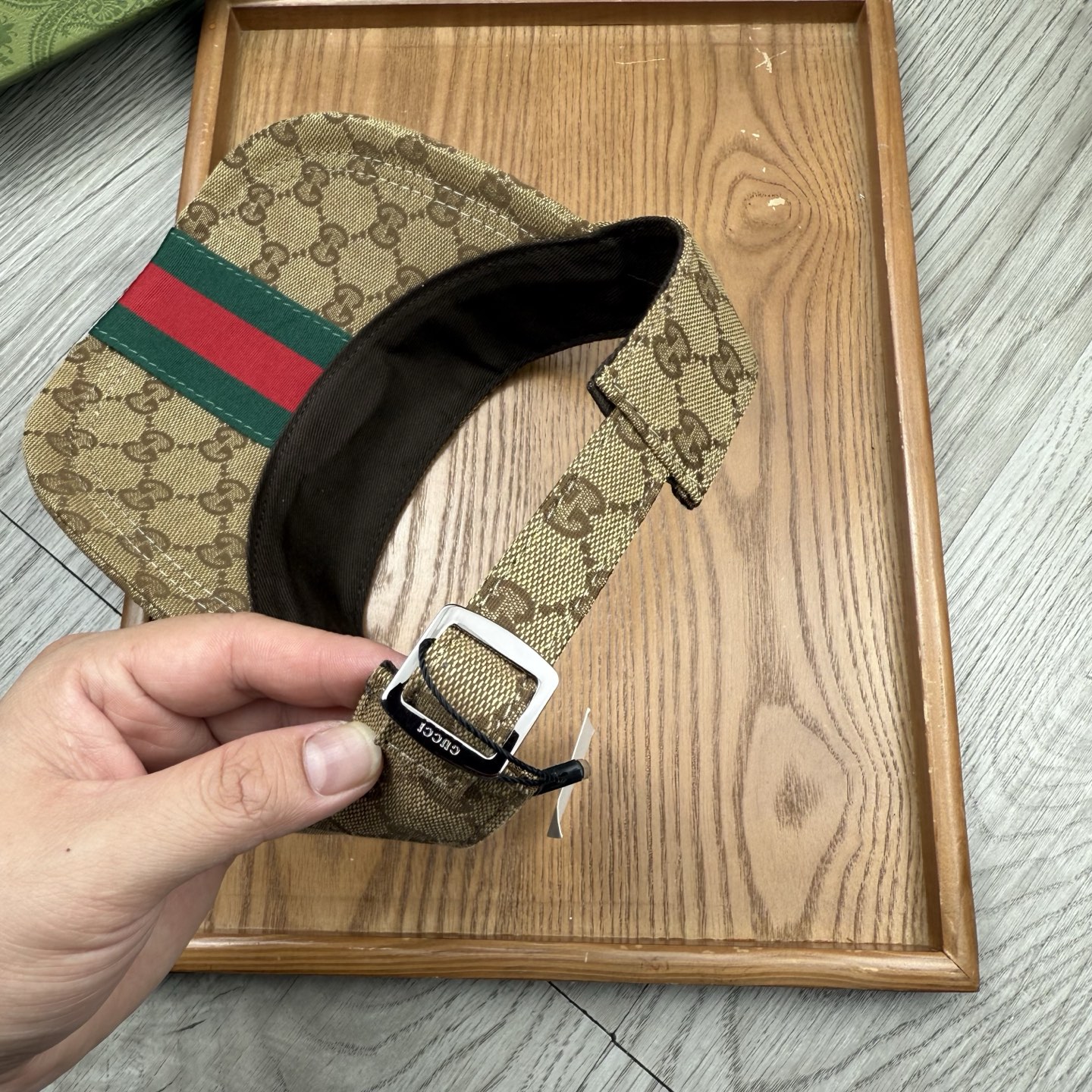 🌹。G家。经典款超A空顶帽【超A品质】最新款！时尚潮流，高端做工！每一个帽子都是用心之作！牛津材质！头层