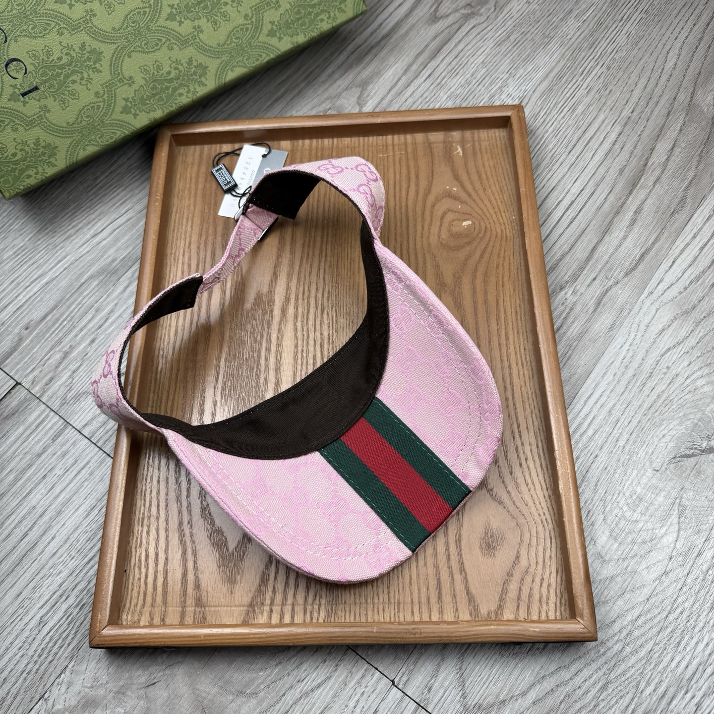 🌹。G家。经典款超A空顶帽【超A品质】最新款！时尚潮流，高端做工！每一个帽子都是用心之作！牛津材质！头层