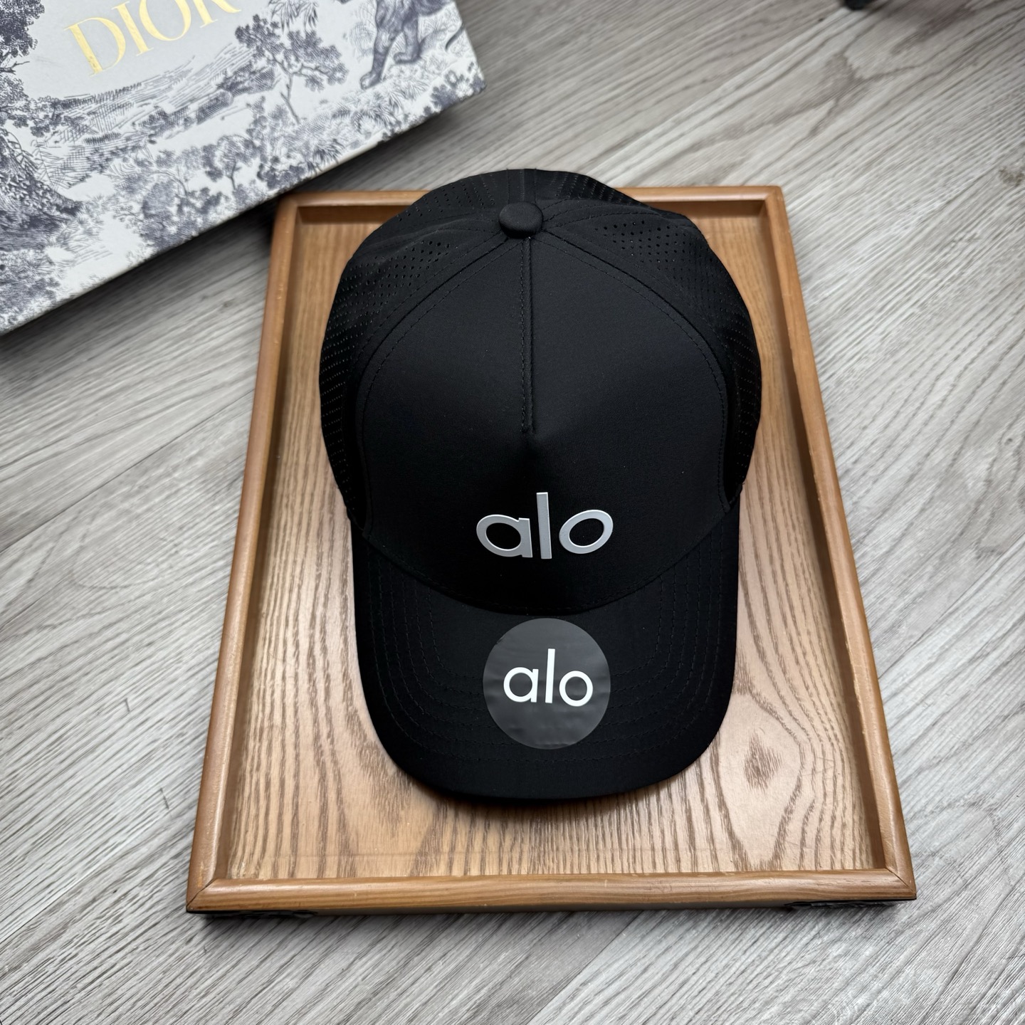 。alo。【配防尘袋】新品棒球帽！材质：纯棉！透气性好！春天挡风，夏天防晒必备单品！颜色大气！款式新颖别