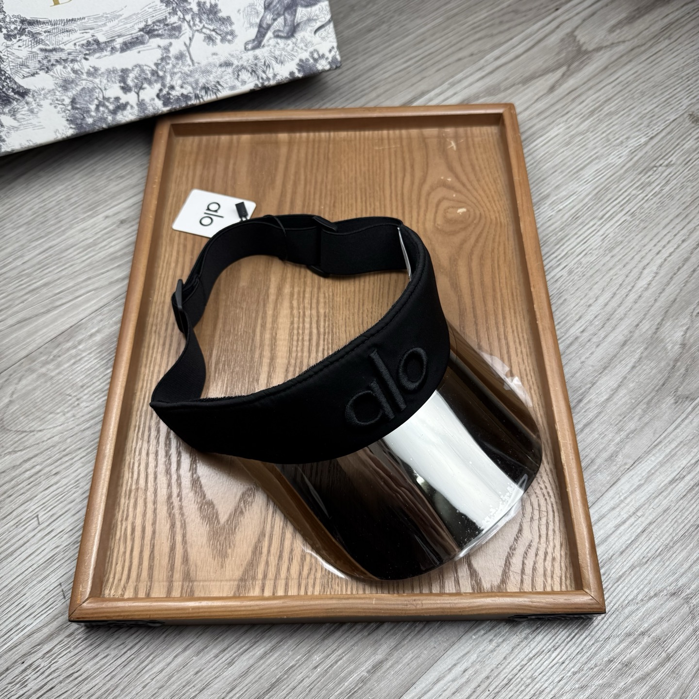 。alo家。【镜片空顶帽】欧洲时尚空顶空顶帽！镜片帽！众多明星同款！超级时尚又实用的一款时尚单品！11品