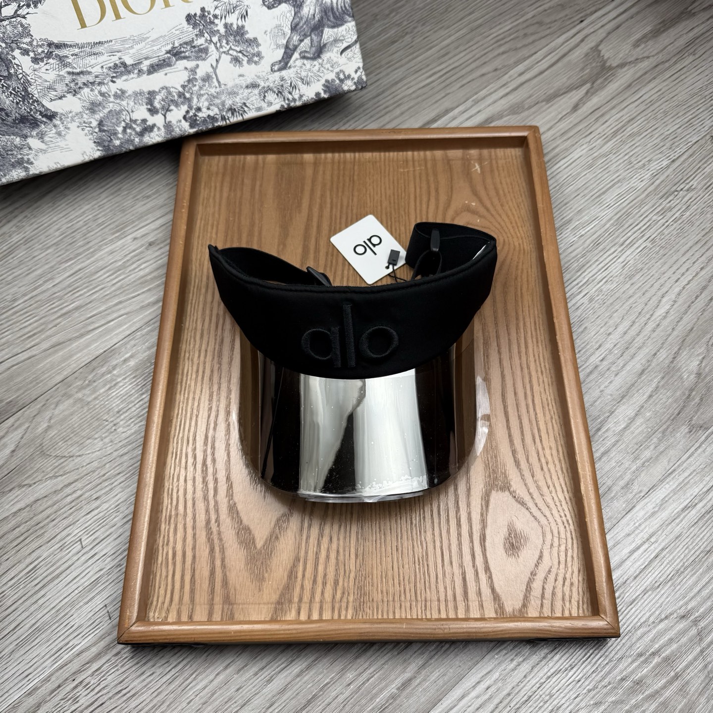 。alo家。【镜片空顶帽】欧洲时尚空顶空顶帽！镜片帽！众多明星同款！超级时尚又实用的一款时尚单品！11品