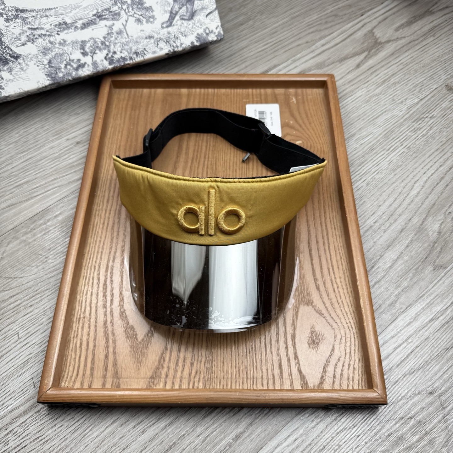 。alo家。【镜片空顶帽】欧洲时尚空顶空顶帽！镜片帽！众多明星同款！超级时尚又实用的一款时尚单品！11品