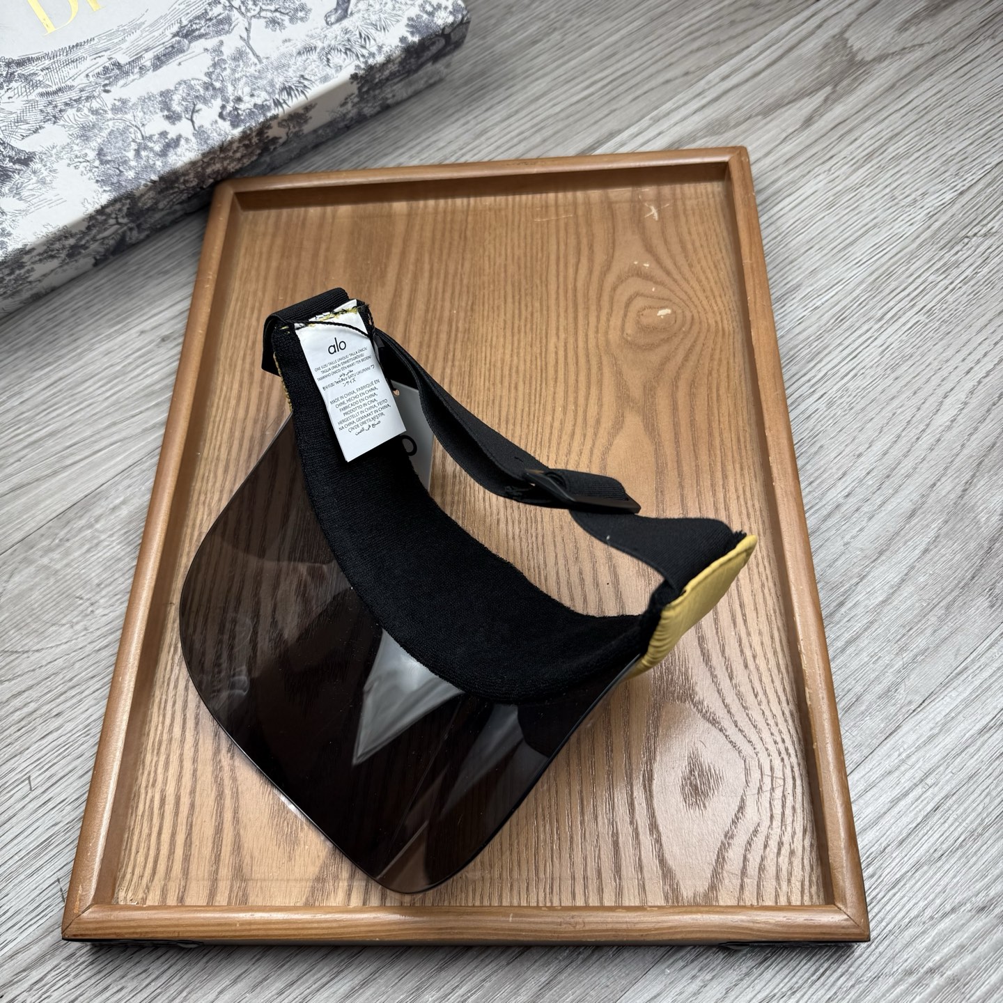 。alo家。【镜片空顶帽】欧洲时尚空顶空顶帽！镜片帽！众多明星同款！超级时尚又实用的一款时尚单品！11品