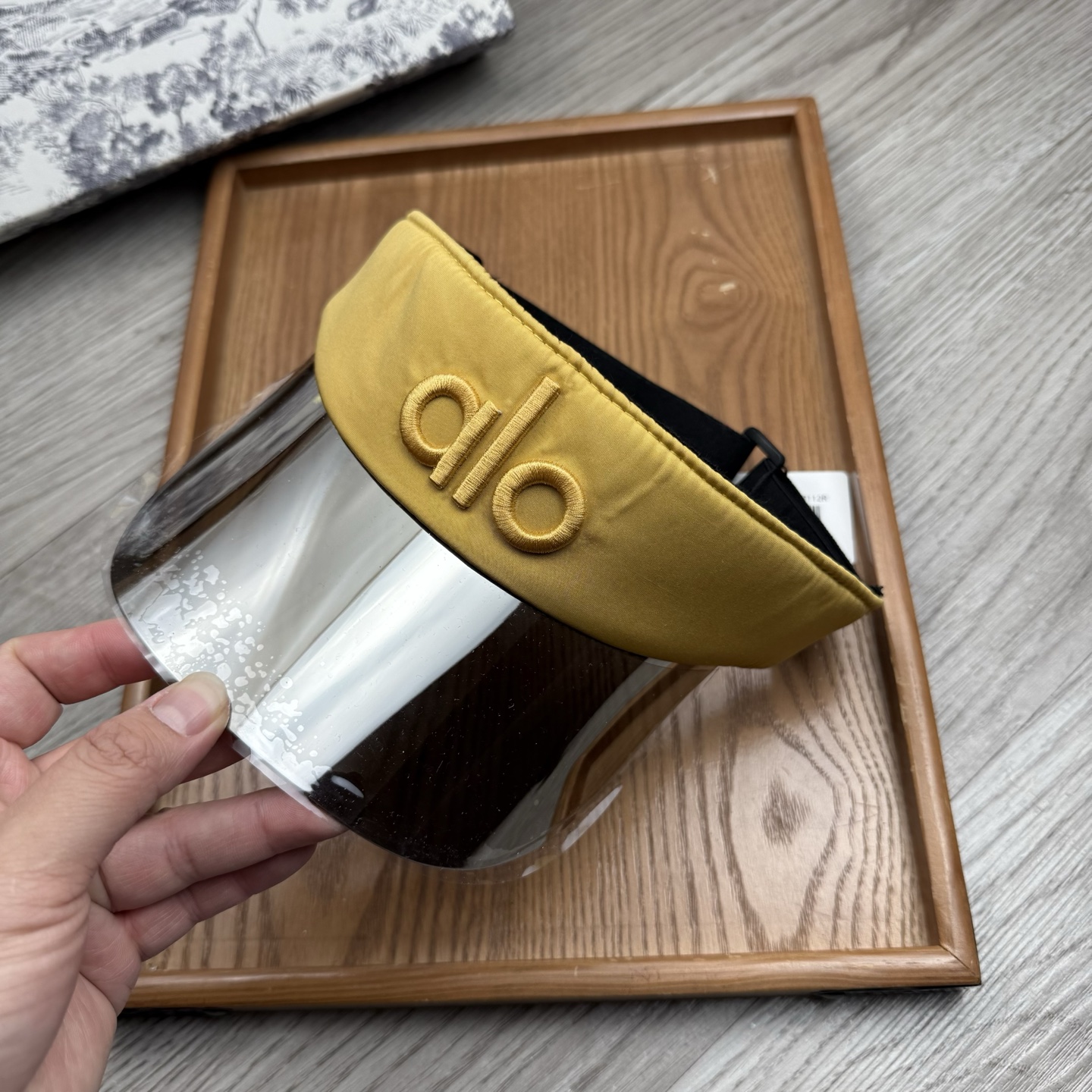 。alo家。【镜片空顶帽】欧洲时尚空顶空顶帽！镜片帽！众多明星同款！超级时尚又实用的一款时尚单品！11品