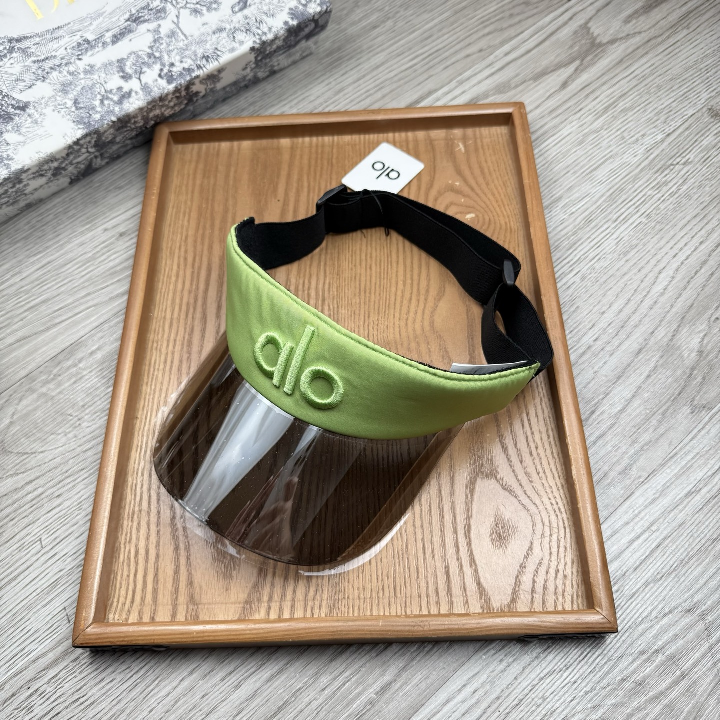 。alo家。【镜片空顶帽】欧洲时尚空顶空顶帽！镜片帽！众多明星同款！超级时尚又实用的一款时尚单品！11品