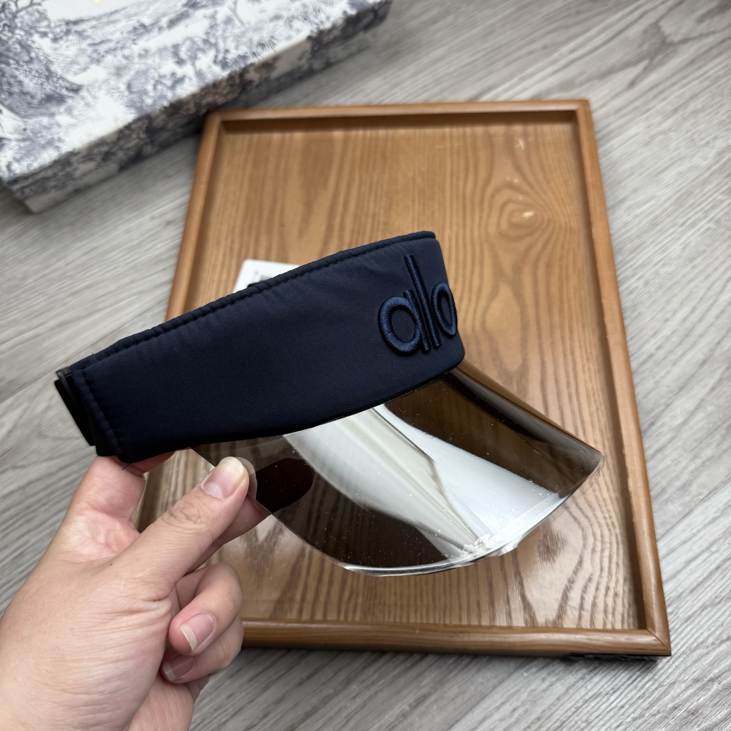 。alo家。【镜片空顶帽】欧洲时尚空顶空顶帽！镜片帽！众多明星同款！超级时尚又实用的一款时尚单品！11品