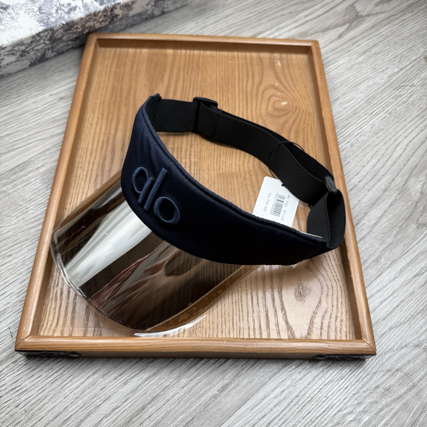 。alo家。【镜片空顶帽】欧洲时尚空顶空顶帽！镜片帽！众多明星同款！超级时尚又实用的一款时尚单品！11品