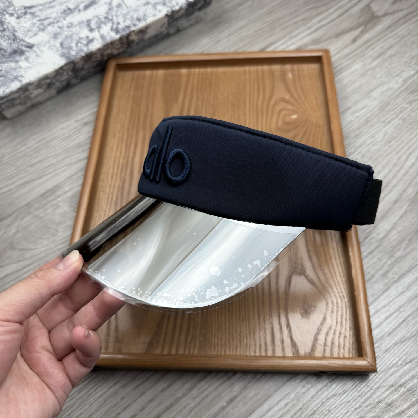 。alo家。【镜片空顶帽】欧洲时尚空顶空顶帽！镜片帽！众多明星同款！超级时尚又实用的一款时尚单品！11品