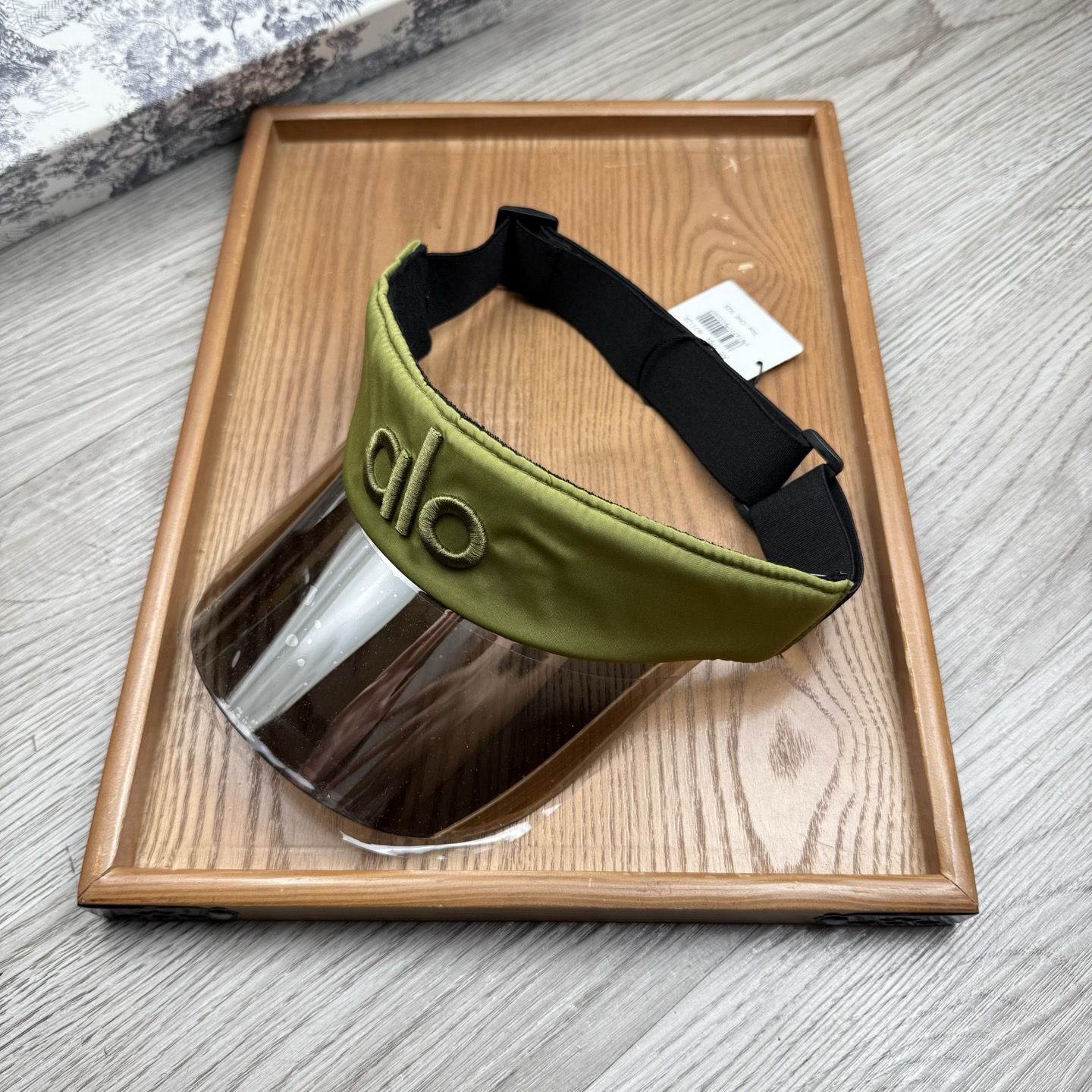 。alo家。【镜片空顶帽】欧洲时尚空顶空顶帽！镜片帽！众多明星同款！超级时尚又实用的一款时尚单品！11品