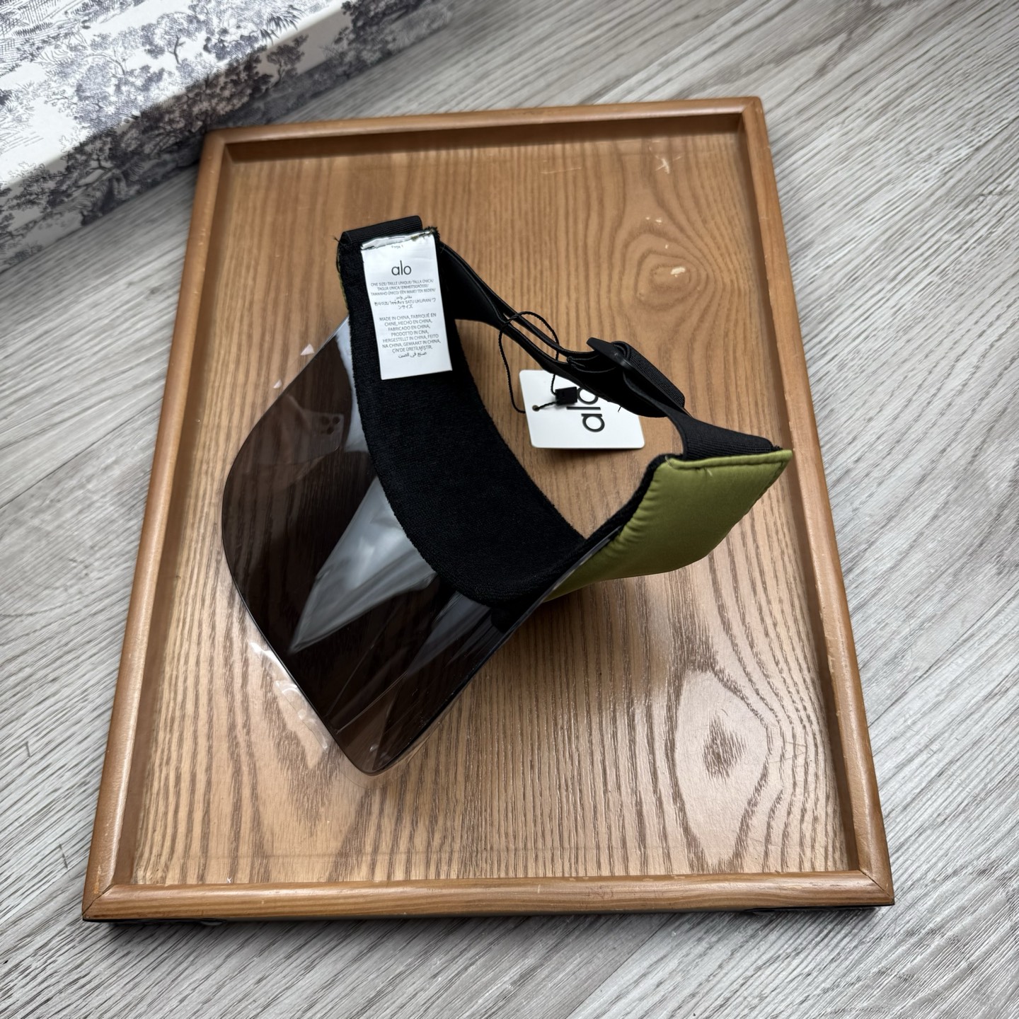 。alo家。【镜片空顶帽】欧洲时尚空顶空顶帽！镜片帽！众多明星同款！超级时尚又实用的一款时尚单品！11品