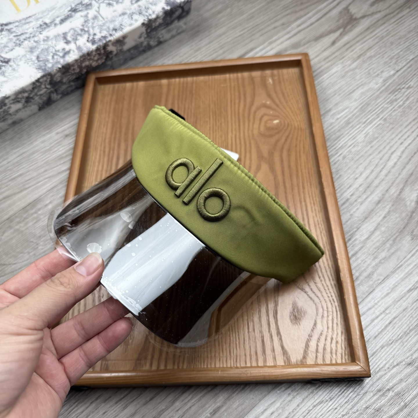 。alo家。【镜片空顶帽】欧洲时尚空顶空顶帽！镜片帽！众多明星同款！超级时尚又实用的一款时尚单品！11品