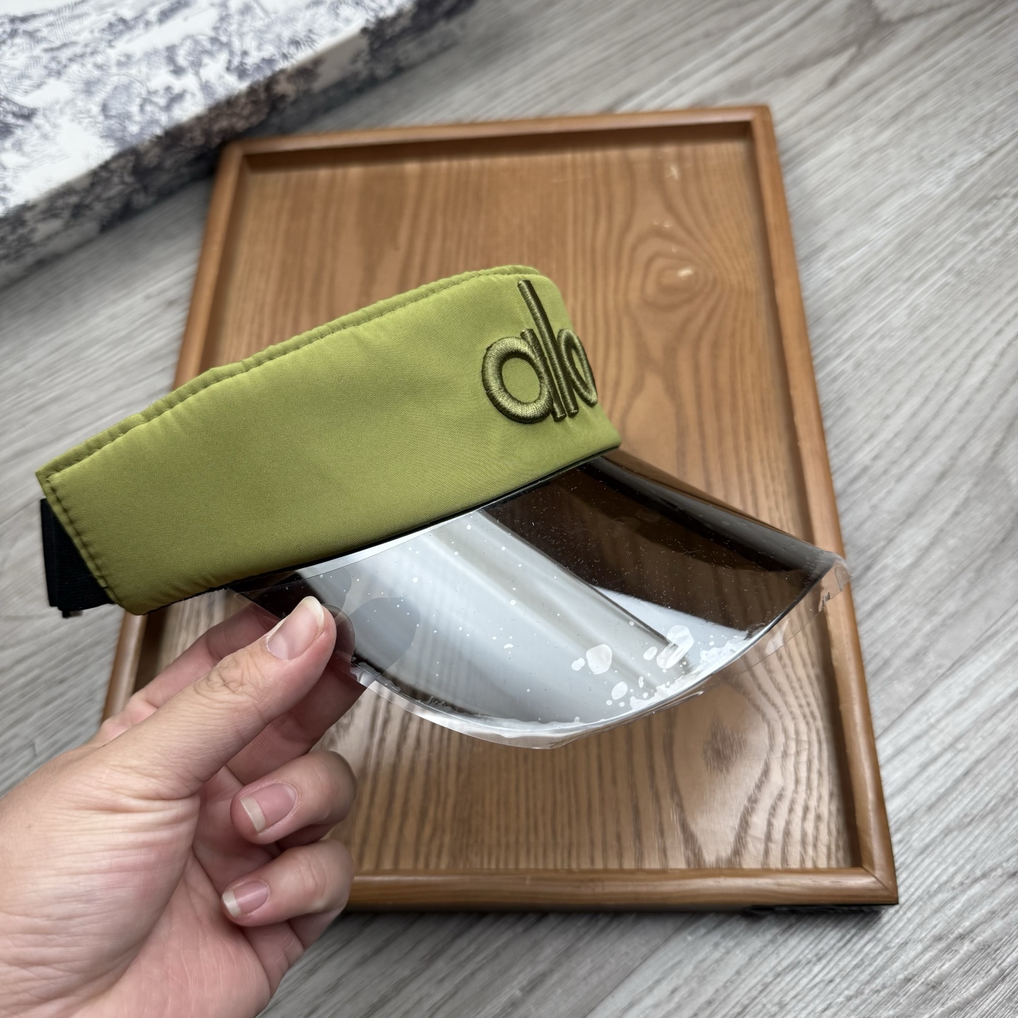 。alo家。【镜片空顶帽】欧洲时尚空顶空顶帽！镜片帽！众多明星同款！超级时尚又实用的一款时尚单品！11品