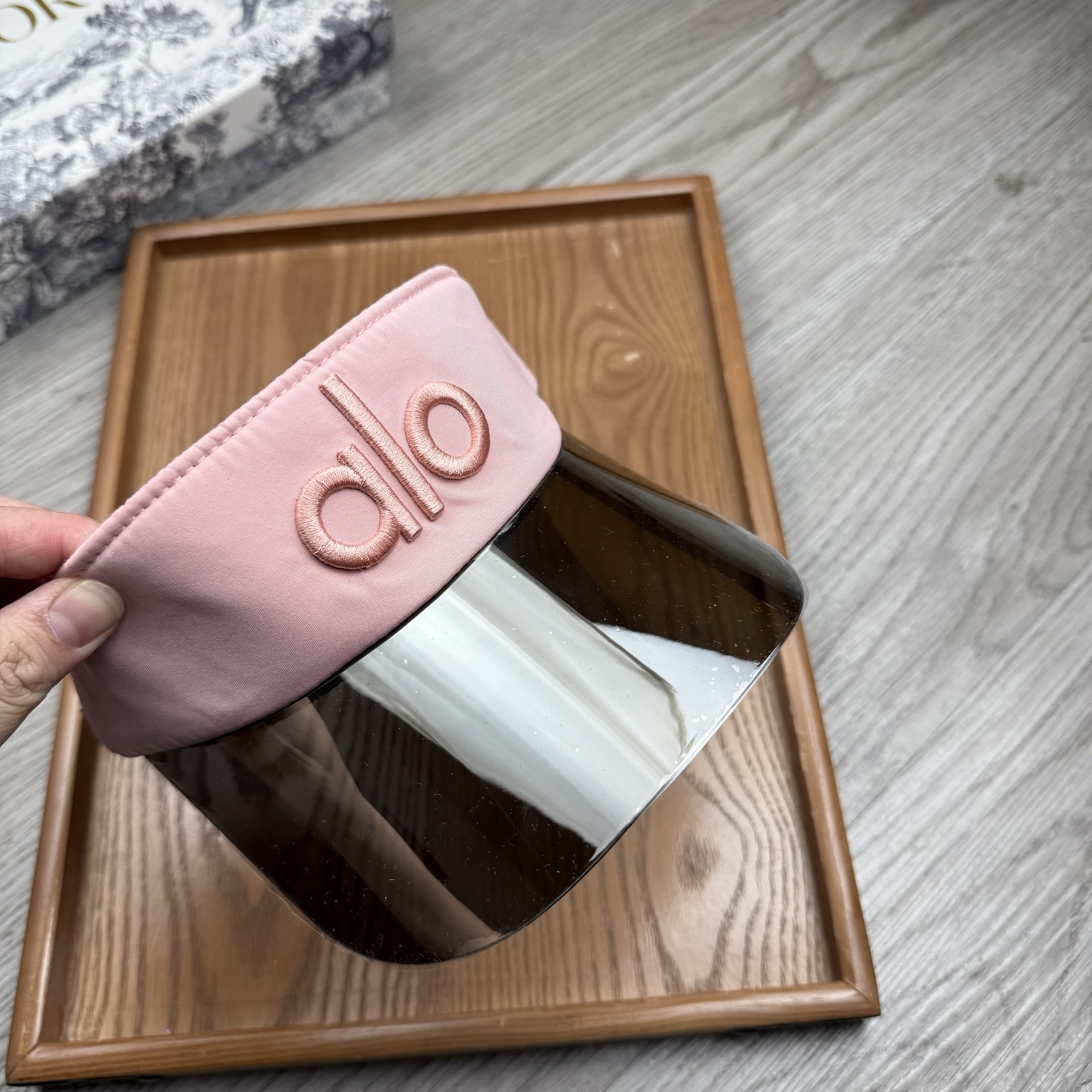 。alo家。【镜片空顶帽】欧洲时尚空顶空顶帽！镜片帽！众多明星同款！超级时尚又实用的一款时尚单品！11品