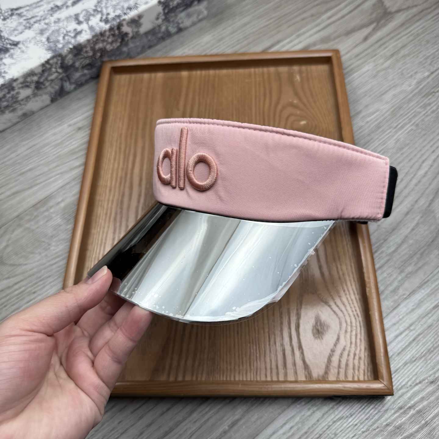 。alo家。【镜片空顶帽】欧洲时尚空顶空顶帽！镜片帽！众多明星同款！超级时尚又实用的一款时尚单品！11品