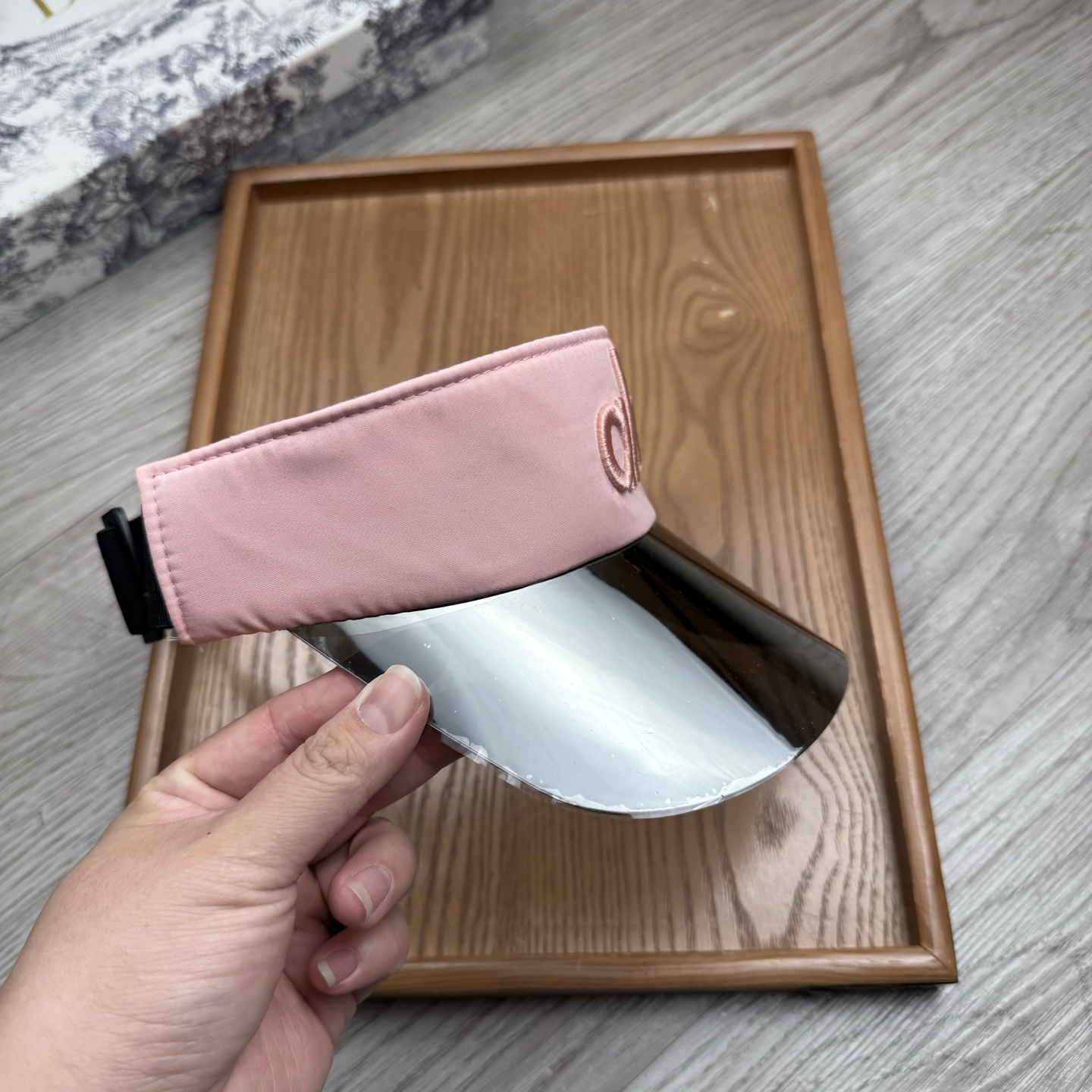 。alo家。【镜片空顶帽】欧洲时尚空顶空顶帽！镜片帽！众多明星同款！超级时尚又实用的一款时尚单品！11品