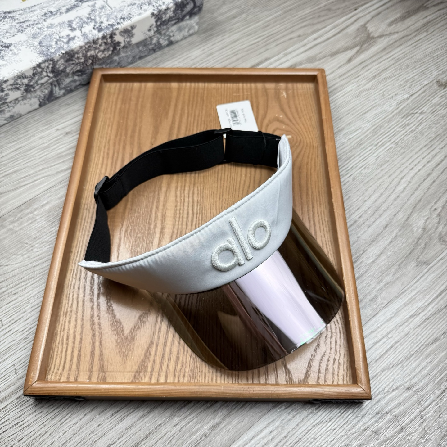 。alo家。【镜片空顶帽】欧洲时尚空顶空顶帽！镜片帽！众多明星同款！超级时尚又实用的一款时尚单品！11品