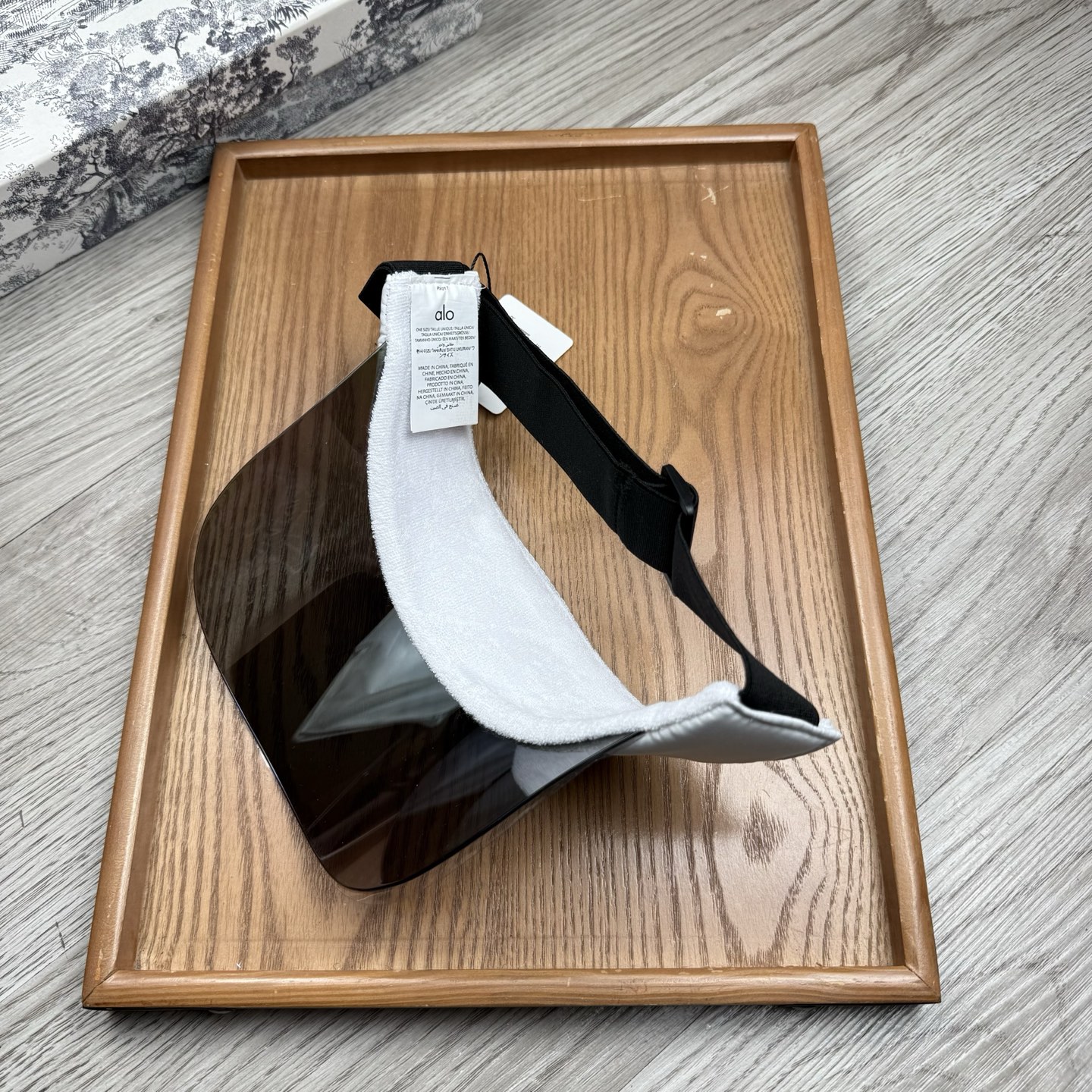 。alo家。【镜片空顶帽】欧洲时尚空顶空顶帽！镜片帽！众多明星同款！超级时尚又实用的一款时尚单品！11品