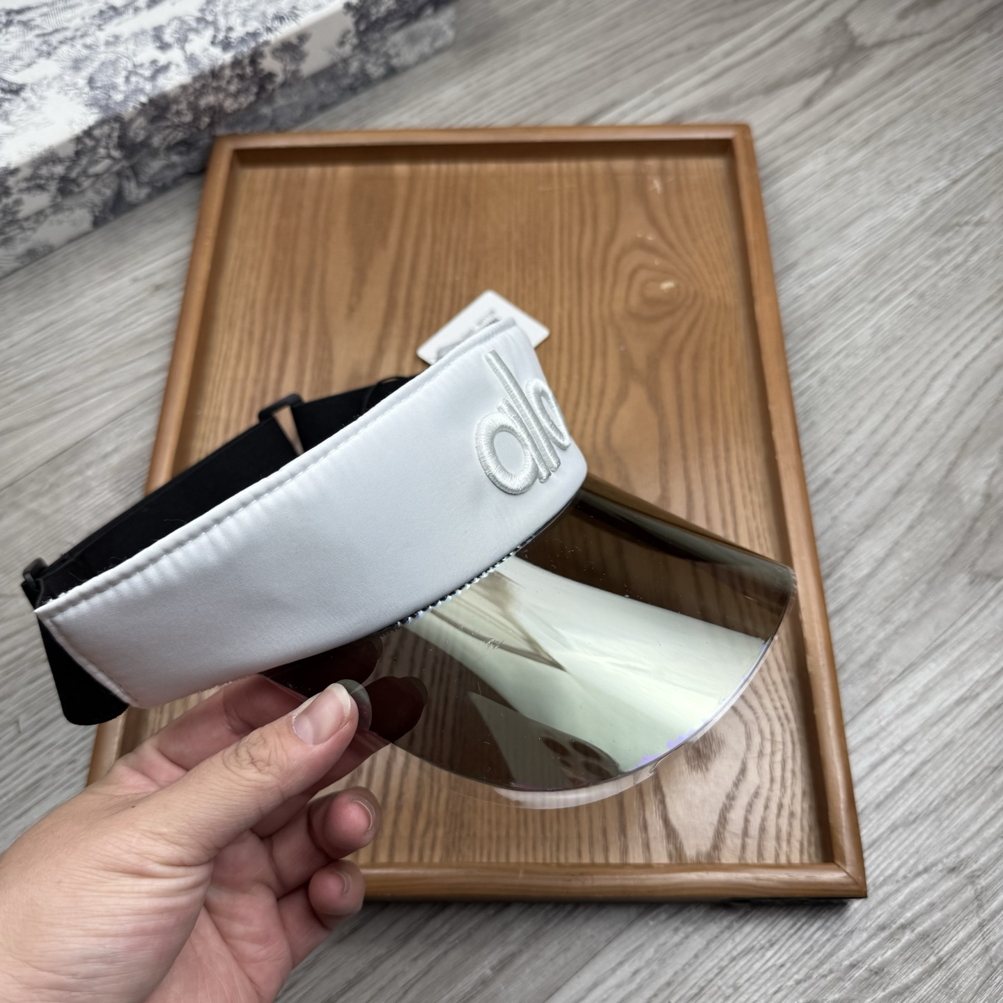 。alo家。【镜片空顶帽】欧洲时尚空顶空顶帽！镜片帽！众多明星同款！超级时尚又实用的一款时尚单品！11品