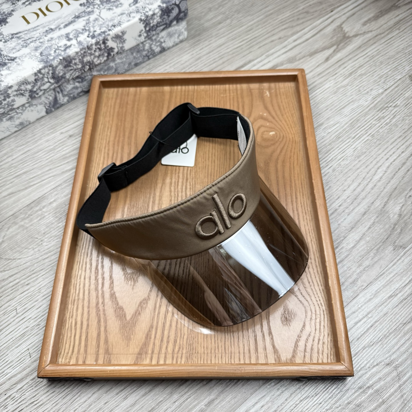 。alo家。【镜片空顶帽】欧洲时尚空顶空顶帽！镜片帽！众多明星同款！超级时尚又实用的一款时尚单品！11品