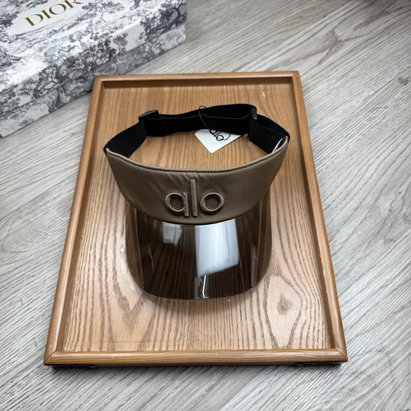 。alo家。【镜片空顶帽】欧洲时尚空顶空顶帽！镜片帽！众多明星同款！超级时尚又实用的一款时尚单品！11品