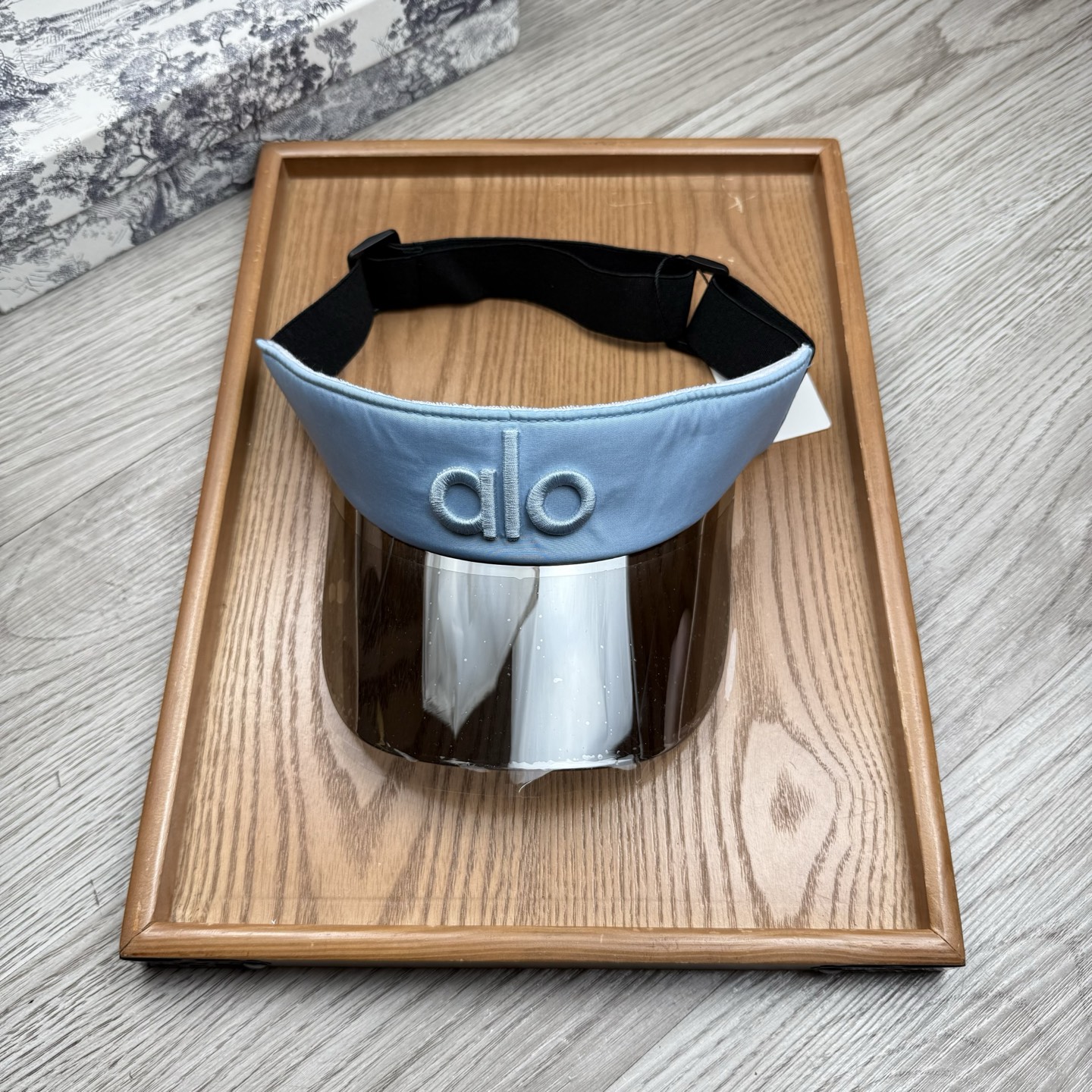 。alo家。【镜片空顶帽】欧洲时尚空顶空顶帽！镜片帽！众多明星同款！超级时尚又实用的一款时尚单品！11品