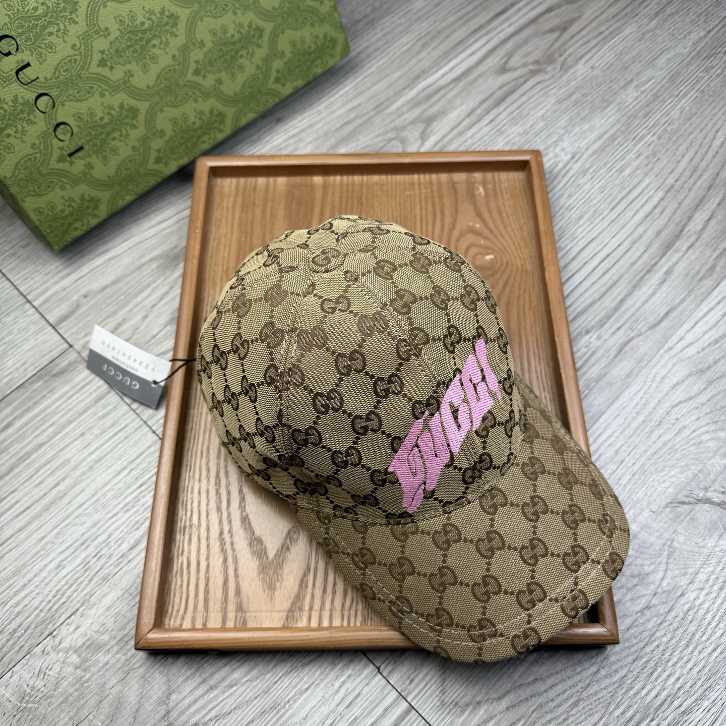 🌹。G家。新款斜纹绣！【超A品质】最新款！时尚潮流，高端做工！每一个帽子都是用心之作！牛津材质！头层牛皮