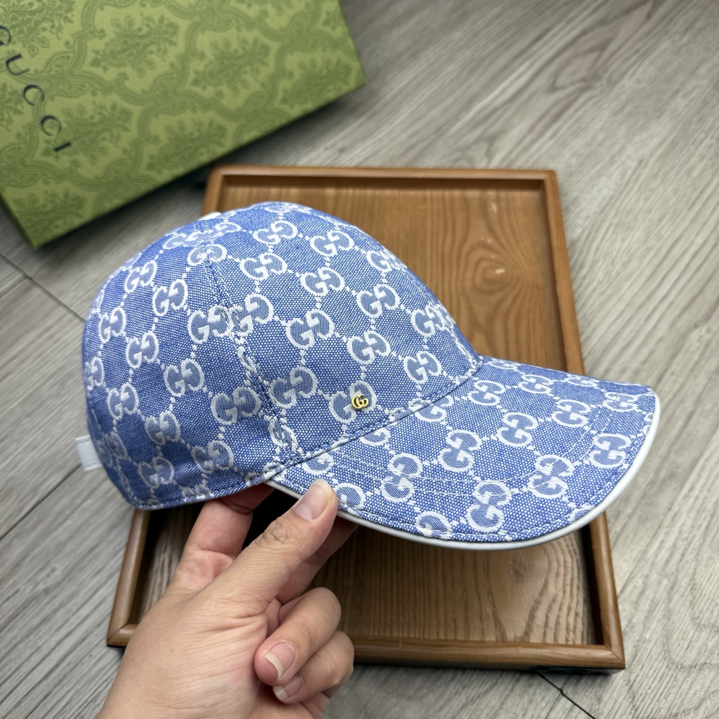 🌹。G家。【超A品质】最新款！时尚潮流，高端做工！每一个帽子都是用心之作！牛津材质！头层牛皮！配盒子、防