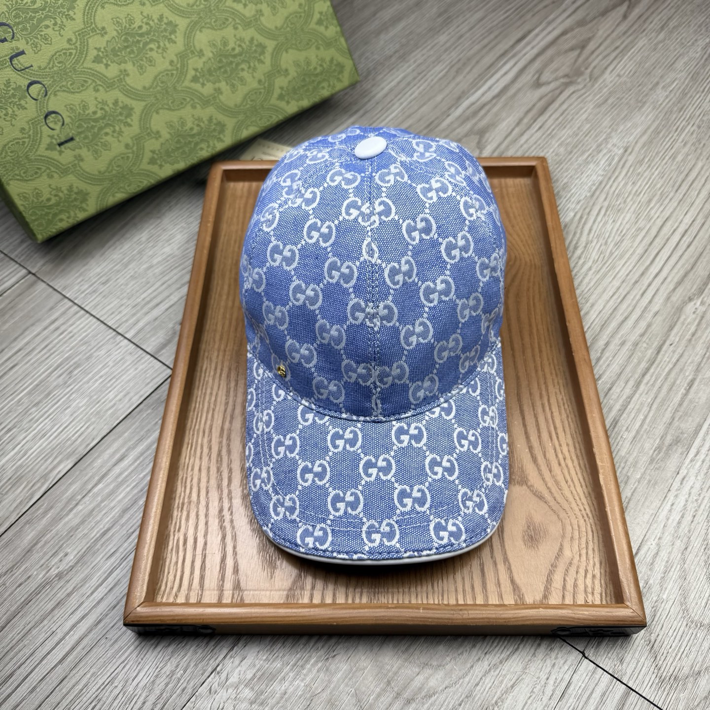 🌹。G家。【超A品质】最新款！时尚潮流，高端做工！每一个帽子都是用心之作！牛津材质！头层牛皮！配盒子、防